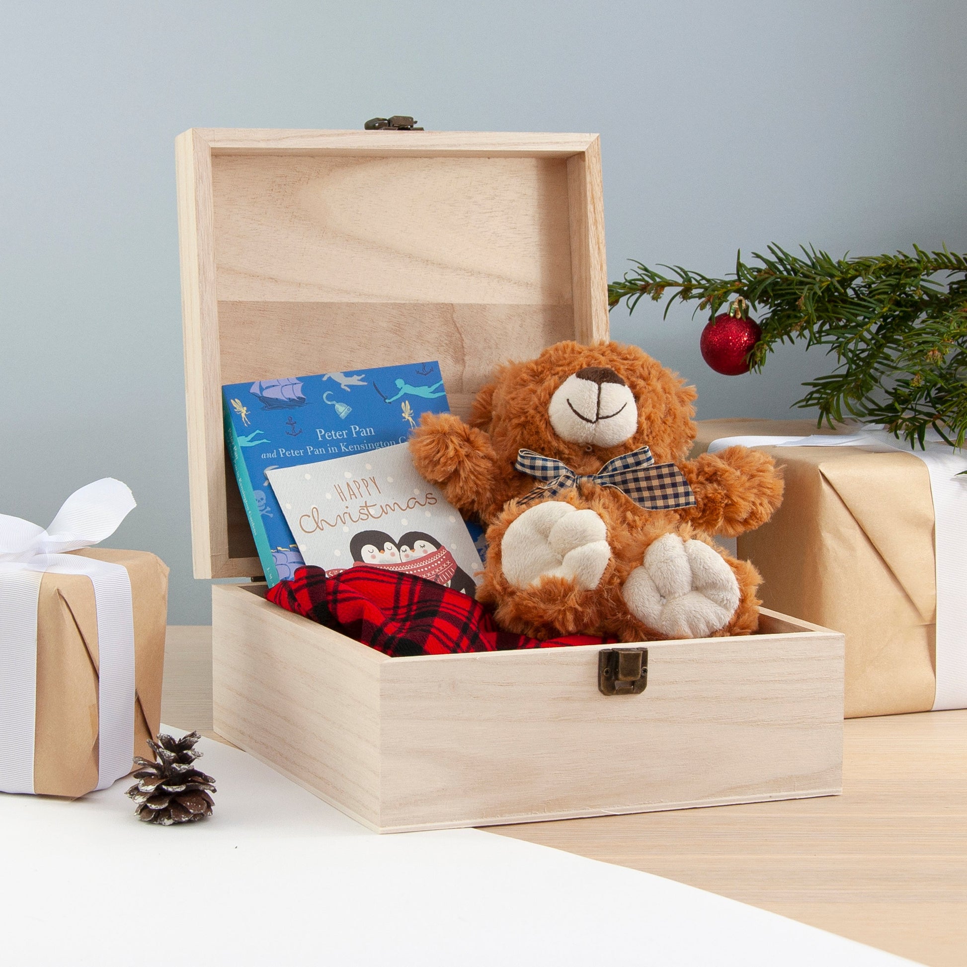 Personalised Kid's Christmas Eve Box - Lovesakes