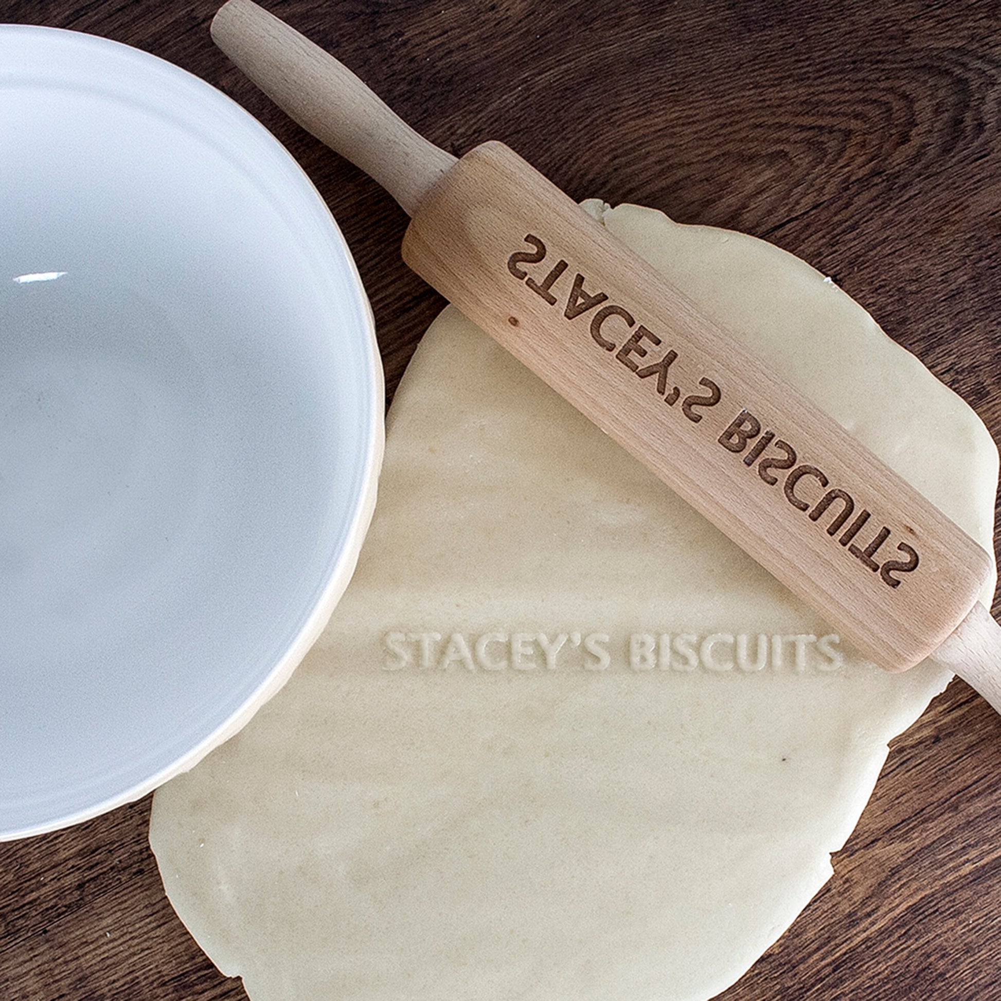 Personalised Wooden Rolling Pin - Lovesakes